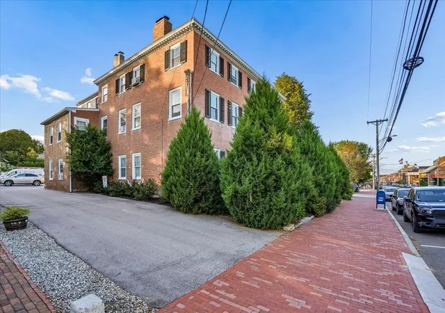 Photo 3 of Condo for sale at 100 State St #8, Newburyport, MA 01950 | MLS# 73578409 | Listing updated on 2026-10-04