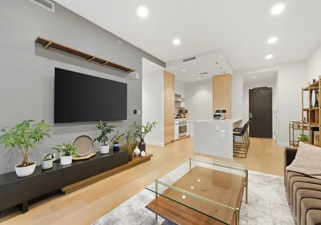 Photo 3 of Condo for sale at 188 Brookline Ave #23I, Boston, MA 02215 | MLS# 73585147 | Listing updated on 2026-10-05