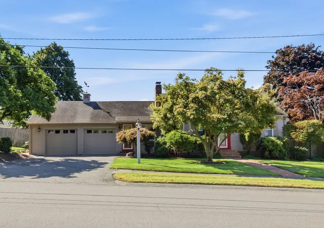 Photo 2 of Single family home for sale at 9 Sheffield Rd, Danvers, MA 01923 | MLS# 73572723 | Listing updated on 2026-09-14