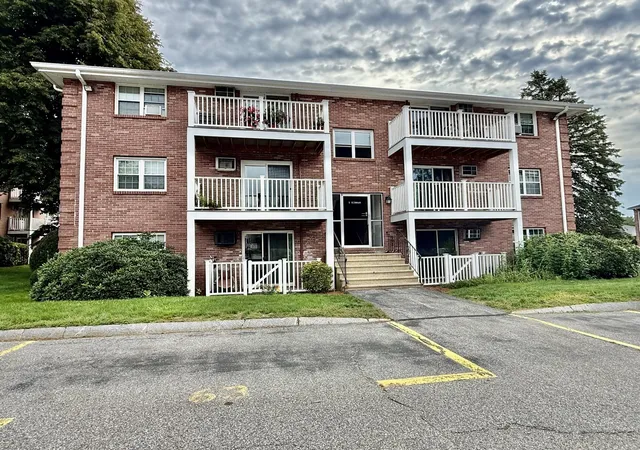 Condo for sale at 5 Kenmar Dr #7, Billerica, MA 01821 | MLS# 73575158