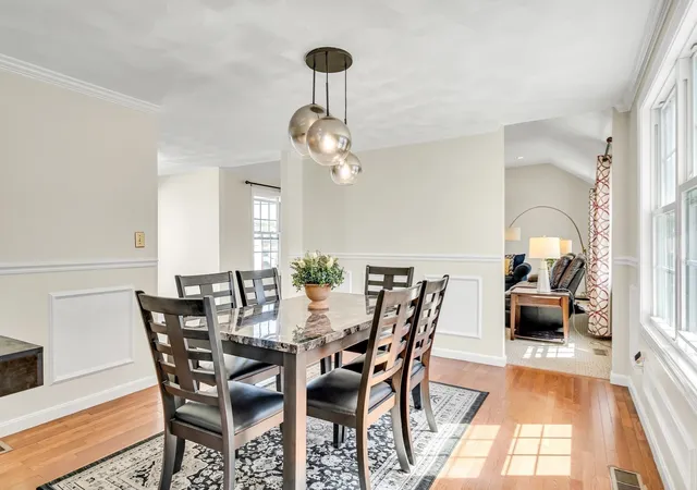 Listing Photo 4 - Condo for sale in building located at 5 Wright St, Lowell, MA 01854 - Unit #B