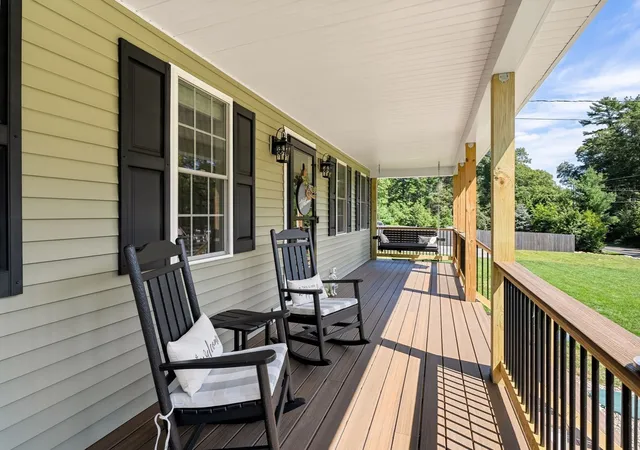 Photo 3 of Single family home for sale at 109 Spruce St, Middleboro, MA 02346 | MLS# 73572131 | Listing updated on 2026-09-16