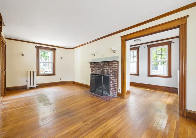 Photo 4 of Sale Pending at 1925 Commonwealth Ave, Auburndale, MA 02466 | MLS# 73571154 | Listing updated on 2026-09-23