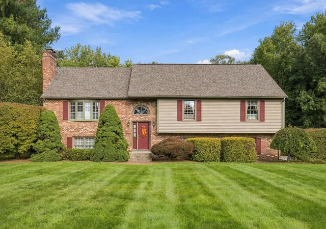 Photo 1 of Single family home for sale at 423 Buxton St, North Smithfield, RI 02896 | MLS# 73580281 | Listing updated on 2026-10-10
