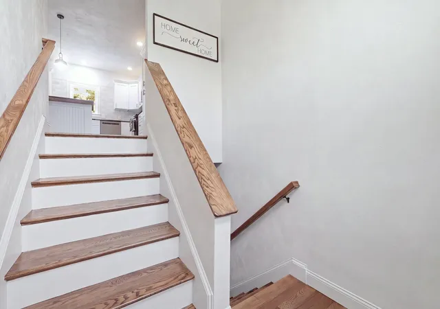 Photo 3 of Single family home for sale at 37 N Sullivan Rd, Charlton, MA 01507 | MLS# 73582578 | Listing updated on 2026-10-15