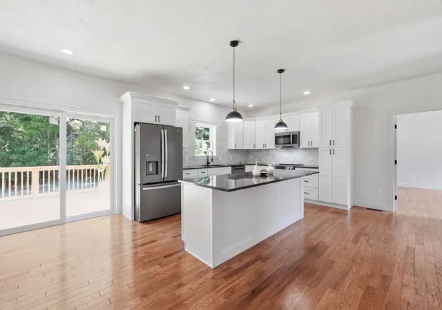 Single family home for sale at 37 N Sullivan Rd, Charlton, MA 01507 | MLS# 73582578 | Listing updated on 2026-10-15