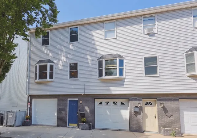Photo 2 of Sale Pending at 294 Paris St #294, East Boston, MA 02128 | MLS# 73580778 | Listing updated on 2026-10-07