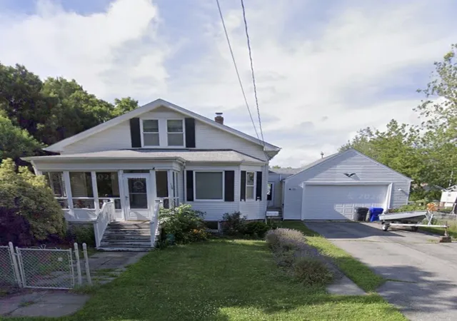 Photo 1 of Sale Pending at 134 Kickemuit Rd, Warren, RI 02885 | MLS# 73576571 | Listing updated on 2026-09-23