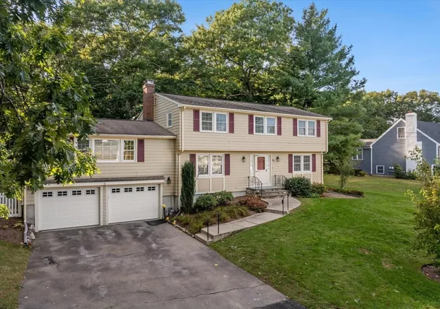 Photo 2 of Single family home for sale at 35 Bullard St, Walpole, MA 02081 | MLS# 73582854 | Listing updated on 2026-10-08