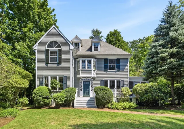 Photo 1 of Sale Pending at 10 Hayes Ave, Lexington, MA 02420 | MLS# 73571157 | Listing updated on 2026-09-17