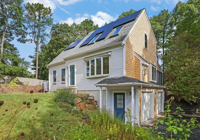 Photo 1 of Sale Pending at 9 Beachwood Dr, Buzzards Bay, MA 02532 | MLS# 73585567 | Listing updated on 2026-10-07