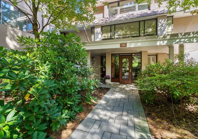 Photo 3 of Condo for sale at 228 Allandale Rd #2A, Chestnut Hill, MA 02467 | MLS# 73588734 | Listing updated on 2026-10-16