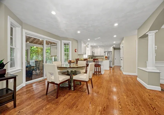 Photo 4 of Single family home for sale at 44 Ashwood Ave, Wilmington, MA 01887 | MLS# 73572437 | Listing updated on 2026-09-16