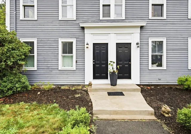 Photo 2 of Single family home for sale at 390a Main St, West Newbury, MA 01985 | MLS# 73574678 | Listing updated on 2026-09-13