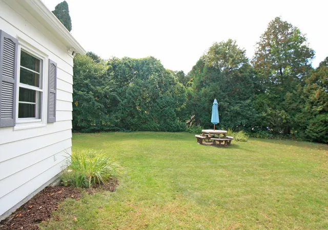 Photo 3 of Single family home for sale at 28 South St, Easthampton, MA 01027 | MLS# 73586201 | Listing updated on 2026-10-06
