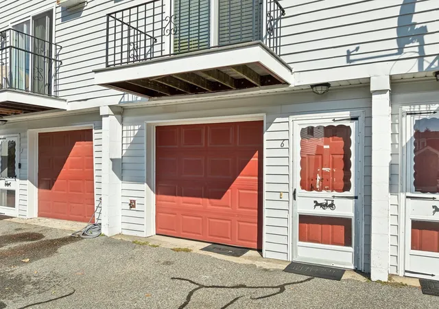 Photo 3 of Condo for sale at 1261 Pawtucket Blvd #6, Lowell, MA 01854 | MLS# 73574958 | Listing updated on 2026-09-14