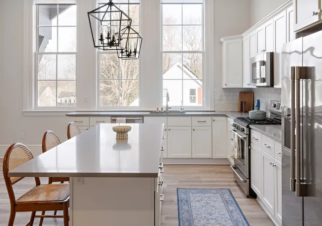Listing Photo 4 - Condo for sale in building located at 10 Congress St, Amesbury, MA 01913 - Unit #301