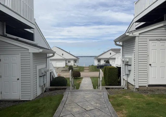 Listing Photo 5 - Condo for sale in building located at 919 Bay, Fall River, MA 02724 - Unit #110