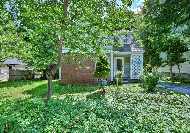 Photo 2 of Sale Pending at 1278 Pleasant St, Worcester, MA 01602 | MLS# 73570874 | Listing updated on 2026-09-09