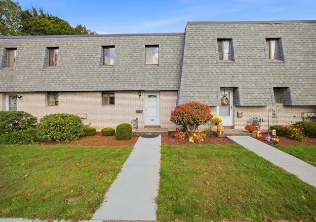 Condo for sale at 220 Beekman Dr #220, Agawam, MA 01001 | MLS# 73586544