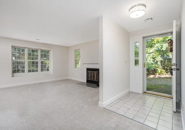 Photo 3 of Sale Pending at 303 Ridgefield Cir #303D, Clinton, MA 01510 | MLS# 73586975 | Listing updated on 2026-10-09