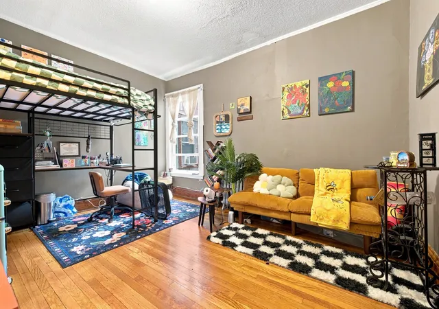 Photo 3 of House for sale at 472 Warren St, Boston, MA 02121 | MLS# 73572226 | Listing updated on 2026-10-23