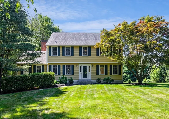 Photo 2 of Sale Pending at 5 Locust Grv, Merrimac, MA 01860 | MLS# 73572750 | Listing updated on 2026-10-01