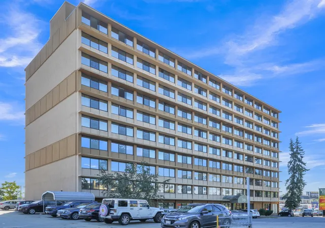 Listing Photo 5 - Condo for sale in building located at 70 Southbridge St, Worcester, MA 01608 - Unit #402