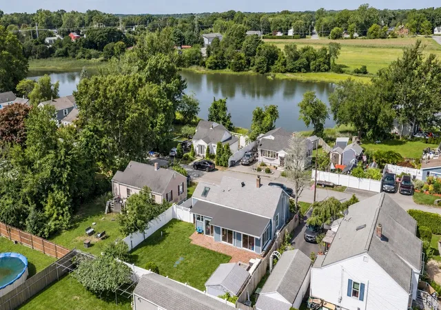 Photo 2 of Single family home for sale at 38 Little Neck Ave, Swansea, MA 02777 | MLS# 73572586 | Listing updated on 2026-09-11