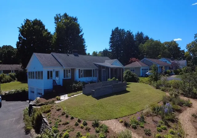 Photo 3 of Single family home for sale at 95 Huntington Rd, Hadley, MA 01035 | MLS# 73575281 | Listing updated on 2026-10-07
