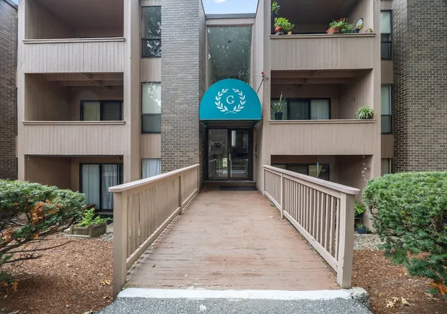 Photo 1 of Condo for sale at 10 Shrewsbury Green Dr #I, Shrewsbury, MA 01545 | MLS# 73575783 | Listing updated on 2026-09-14