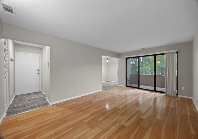 Photo 3 of Condo for sale at 10 Shrewsbury Green Dr #I, Shrewsbury, MA 01545 | MLS# 73575783 | Listing updated on 2026-09-14