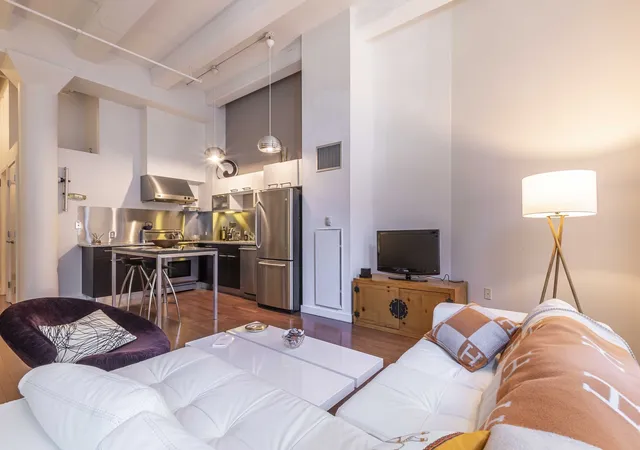 Photo 2 of Condo for sale at 88 Kingston St #2D, Boston, MA 02111 | MLS# 73581847 | Listing updated on 2026-10-15