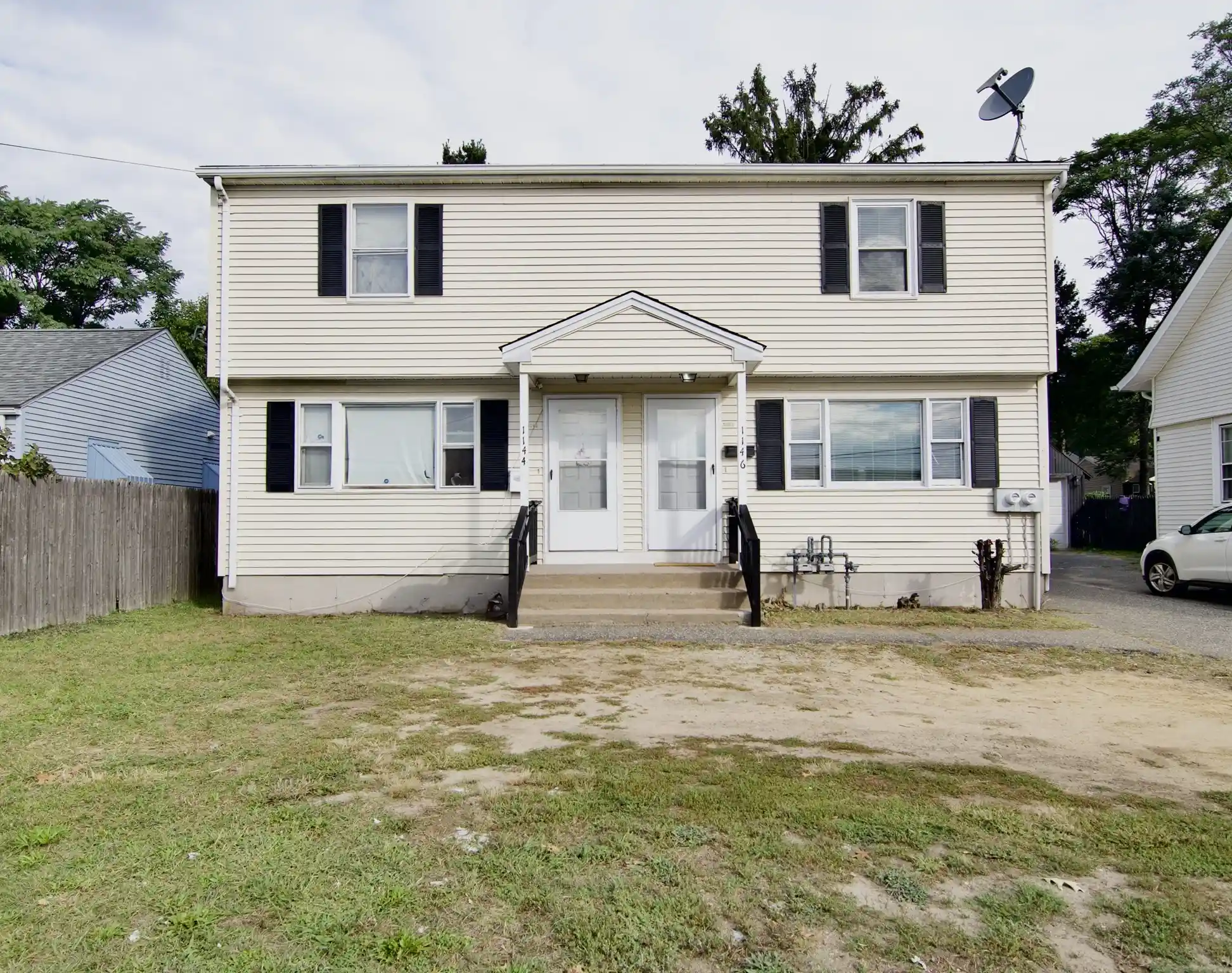 Listing Photo 1 - Condo for sale in 1144-1146 Page Blvd located at 1144-1146 Page Blvd, Springfield, MA 01104 - Unit 1144-1146 Page Blvd