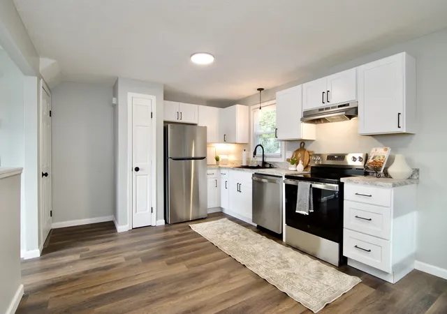 Listing Photo 4 - Condo for sale in building located at 1144-1146 Page Blvd, Springfield, MA 01104