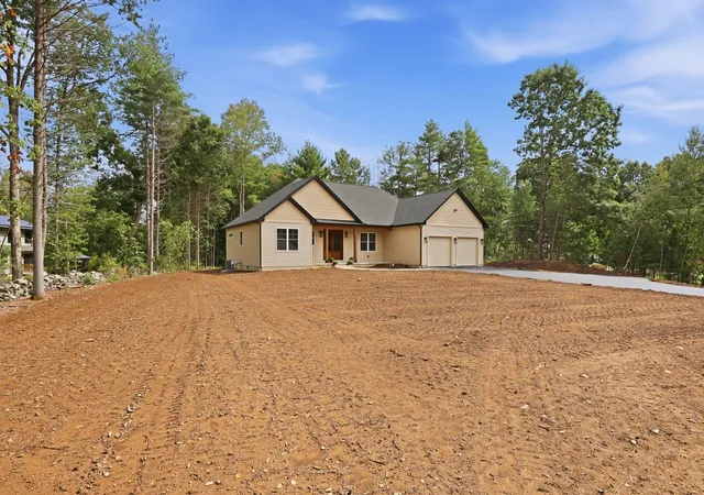 Photo 2 of Single family home for sale at 84 Old Sawmill Rd, Belchertown, MA 01007 | MLS# 73572768 | Listing updated on 2026-09-12