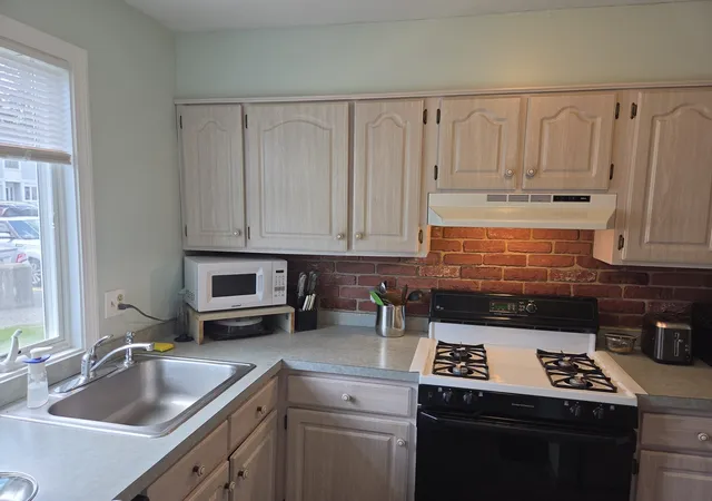 Photo 3 of Sale Pending at 106 Northridge Rd #106, Beverly, MA 01915 | MLS# 73574658 | Listing updated on 2026-10-01