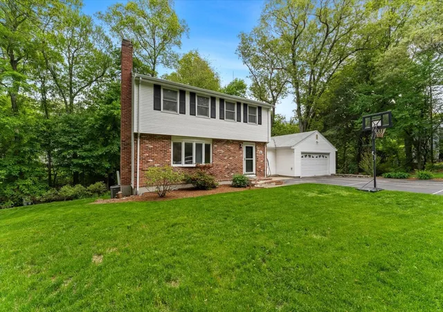 Photo 1 of Single family home for sale at 41 A Hunnewell St, Wellesley Hills, MA 02481 | MLS# 73575899 | Listing updated on 2026-09-15
