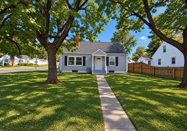 Photo 1 of Single family home for sale at 66 Curve St, Springfield, MA 01104 | MLS# 73588495 | Listing updated on 2026-10-12