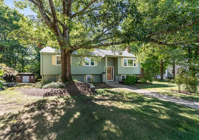 Photo 2 of Sale Pending at 26 Atherton Rd, Foxboro, MA 02035 | MLS# 73578049 | Listing updated on 2026-10-07