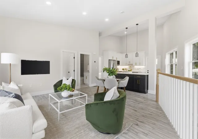 Listing Photo 5 - Condo for sale in building located at 35a Miller Ave, Framingham, MA 01702 - Unit #A
