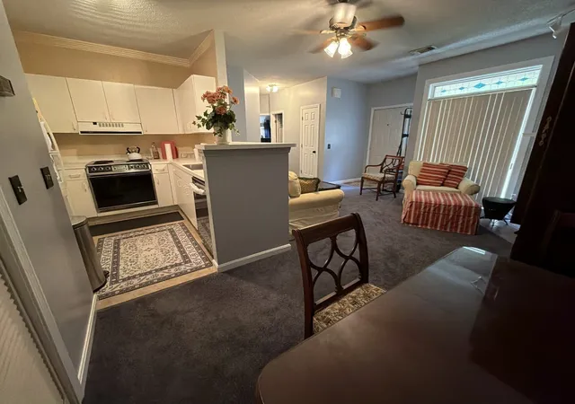 Photo 4 of Condo for sale at 18 Devon Cmns Ln #18, Braintree, MA 02184 | MLS# 73570778 | Listing updated on 2026-09-30