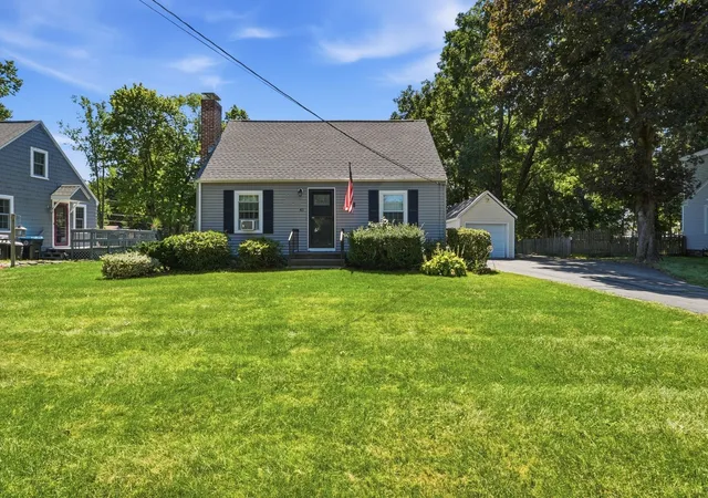 Photo 3 of Single family home for sale at 43 Spruce St, Shrewsbury, MA 01545 | MLS# 73571985 | Listing updated on 2026-09-21
