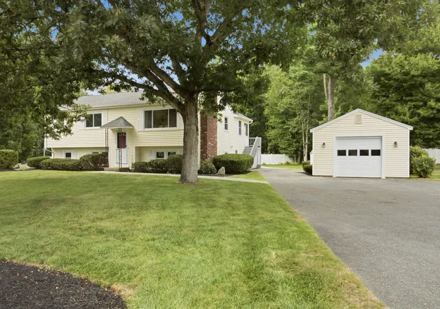 Photo 3 of Single family home for sale at 410 Crescent St, East Bridgewater, MA 02333 | MLS# 73571226 | Listing updated on 2026-10-04