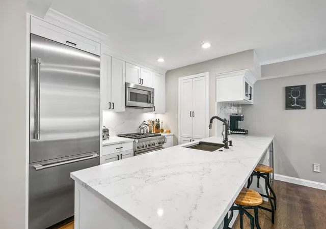 Photo 3 of Condo for sale at 208 W Springfield St #1, Boston, MA 02118 | MLS# 73582184 | Listing updated on 2026-10-07