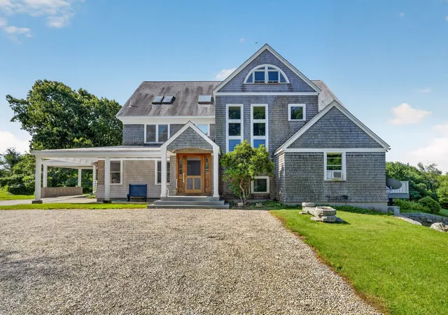 Photo 3 of Single family home for sale at 1069 Horseneck Rd, Westport, MA 02790 | MLS# 73572447 | Listing updated on 2026-09-16