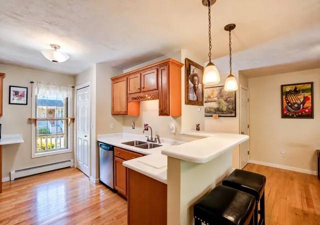 Listing Photo 4 - Condo for sale in building located at 74 Kileys Wy, Gardner, MA 01440 - Unit #74