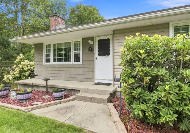 Photo 3 of Single family home for sale at 50 Taylor St, Granby, MA 01033 | MLS# 73572976 | Listing updated on 2026-10-01