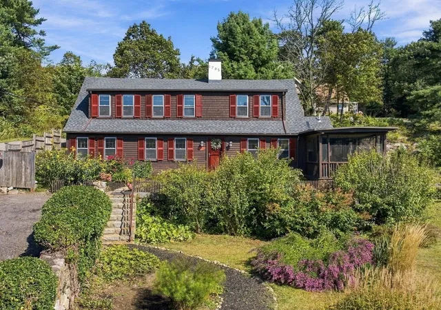 Photo 2 of Single family home for sale at 25 Concord St, Gloucester, MA 01930 | MLS# 73579224 | Listing updated on 2026-09-21