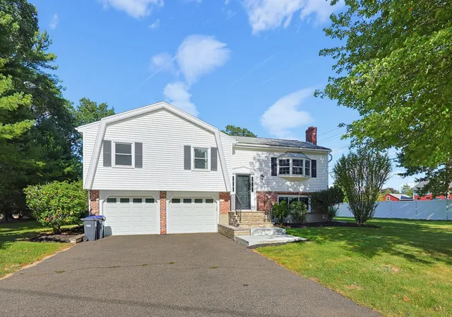 Photo 2 of Single family home for sale at 1 Garrison Dr, Plainville, MA 02762 | MLS# 73573972 | Listing updated on 2026-10-06